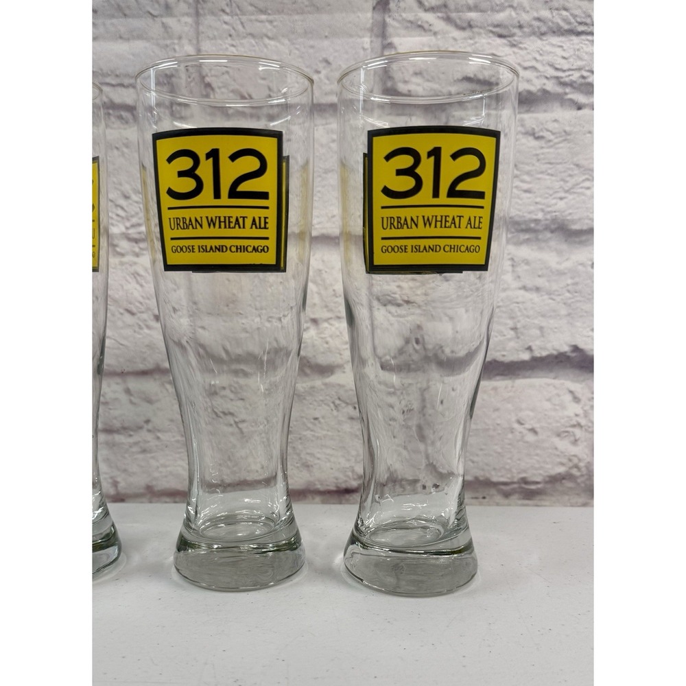 312 Urban Wheat Ale Set Of 2 Beer Glasses Goose Island Chicago Wheat Craft Beer